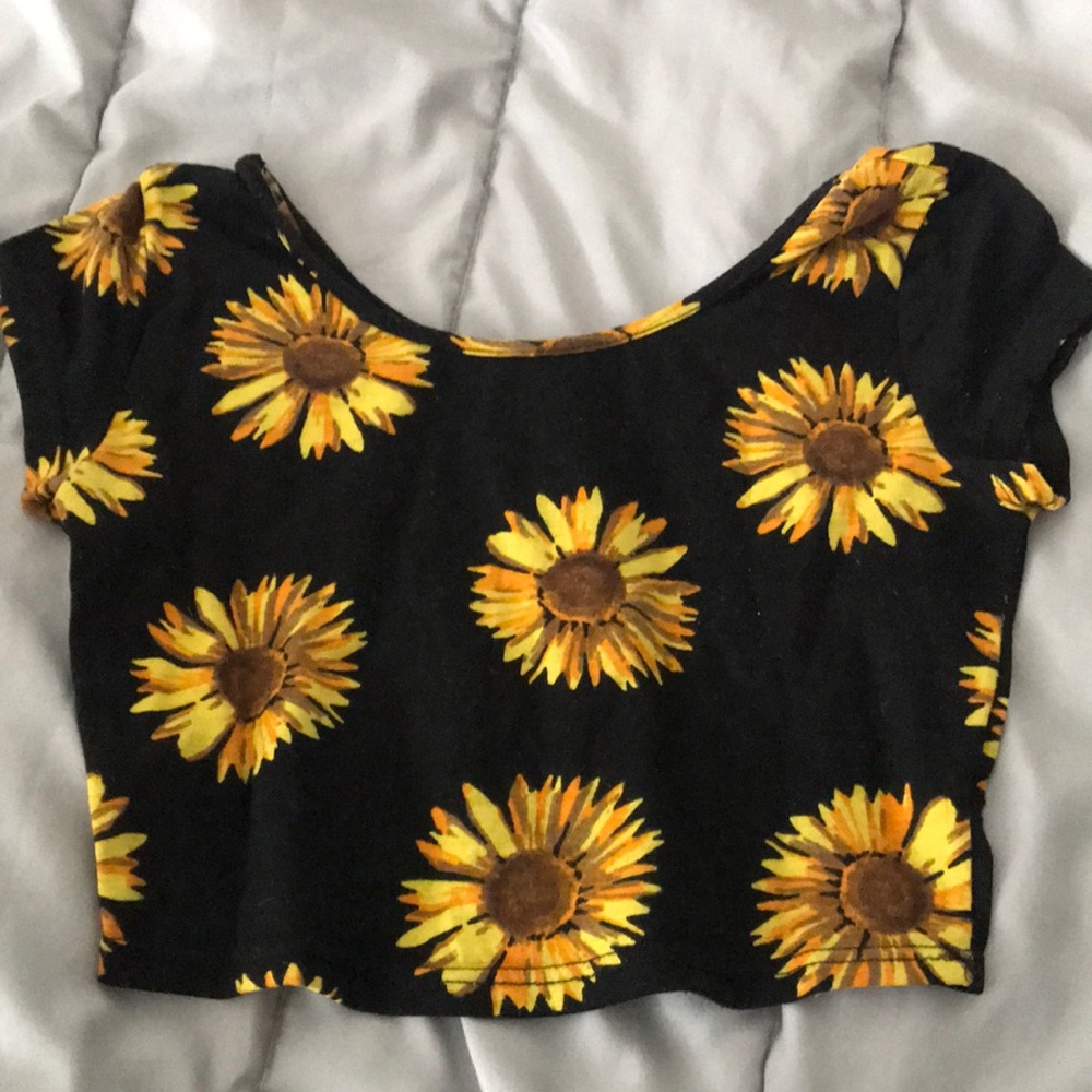 Daisy Crop Top